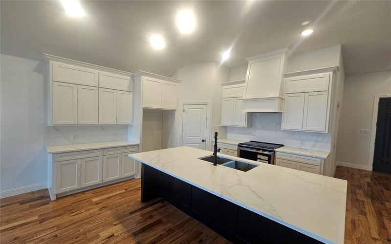 3410 Dobbins Road, Corsicana, TX 75110, 4 Bedrooms Bedrooms, ,2 BathroomsBathrooms,Residential,For Sale,3410 Dobbins Road,20839484