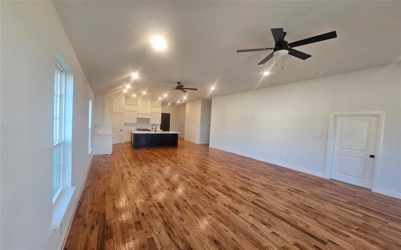3410 Dobbins Road, Corsicana, TX 75110, 4 Bedrooms Bedrooms, ,2 BathroomsBathrooms,Residential,For Sale,3410 Dobbins Road,20839484