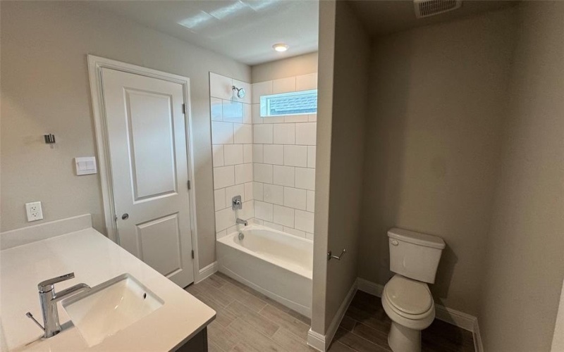 1768 RIVER BEND Road, Burleson, TX 76028, 5 Habitaciones Habitaciones , ,3 BañosBaños,Residential,En Venta,1768 RIVER BEND Road,20836174