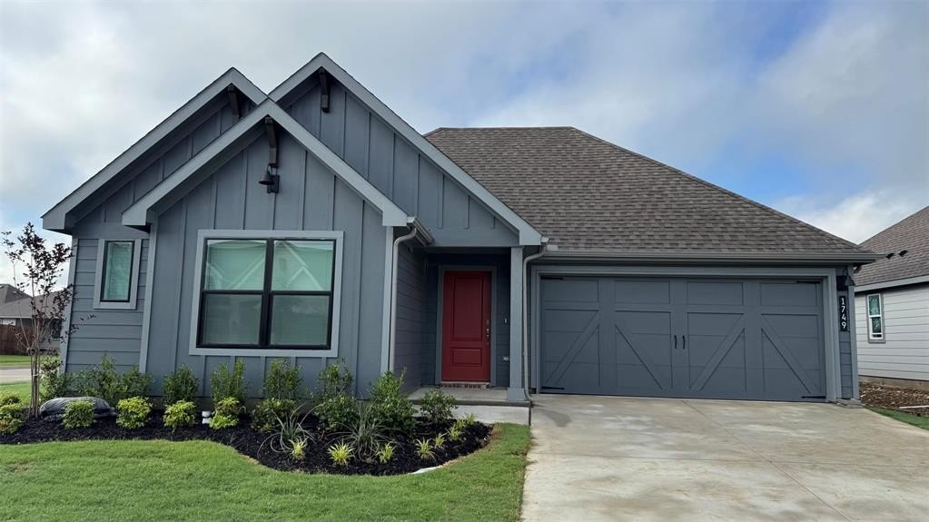 1749 RIVER BEND Road, Burleson, TX 76028, 4 Bedrooms Bedrooms, ,2 BathroomsBathrooms,Residential,For Sale,1749 RIVER BEND Road,20836216