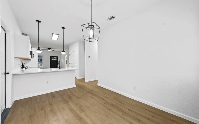 4712 Burma Road, Dallas, TX 75216, 3 Bedrooms Bedrooms, ,2 BathroomsBathrooms,Residential,For Sale,4712 Burma Road,20836226
