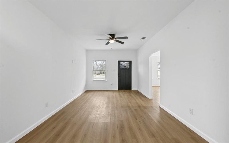 4712 Burma Road, Dallas, TX 75216, 3 Bedrooms Bedrooms, ,2 BathroomsBathrooms,Residential,For Sale,4712 Burma Road,20836226