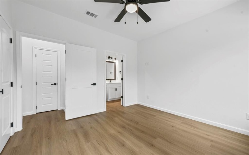 4712 Burma Road, Dallas, TX 75216, 3 Bedrooms Bedrooms, ,2 BathroomsBathrooms,Residential,For Sale,4712 Burma Road,20836226