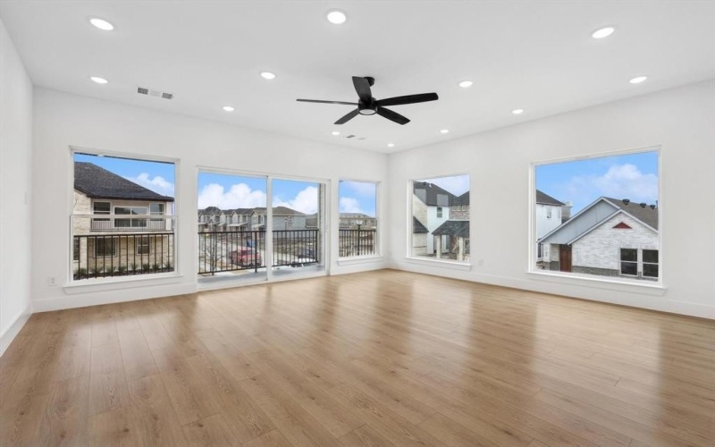 3700 Pardoners Mews, Rowlett, TX 75088, 4 Bedrooms Bedrooms, ,3 BathroomsBathrooms,Residential,For Sale,3700 Pardoners Mews,20836306