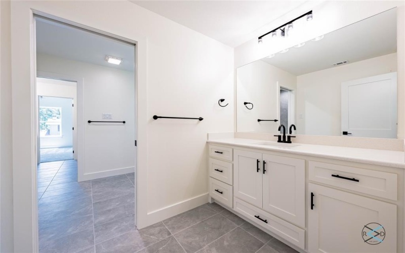 114 Castlewood Road, Enchanted Oaks, TX 75156, 4 Habitaciones Habitaciones , ,3 BañosBaños,Residential,En Venta,114 Castlewood Road,20839782