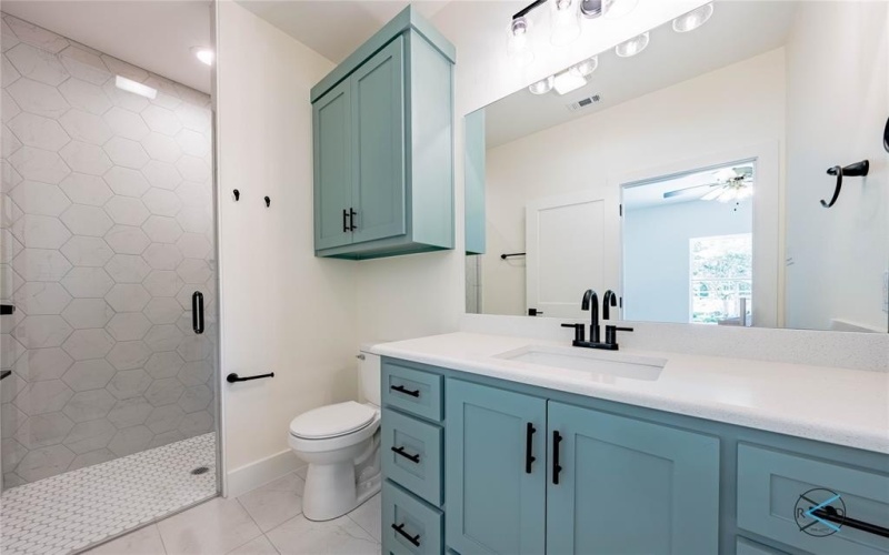 114 Castlewood Road, Enchanted Oaks, TX 75156, 4 Habitaciones Habitaciones , ,3 BañosBaños,Residential,En Venta,114 Castlewood Road,20839782