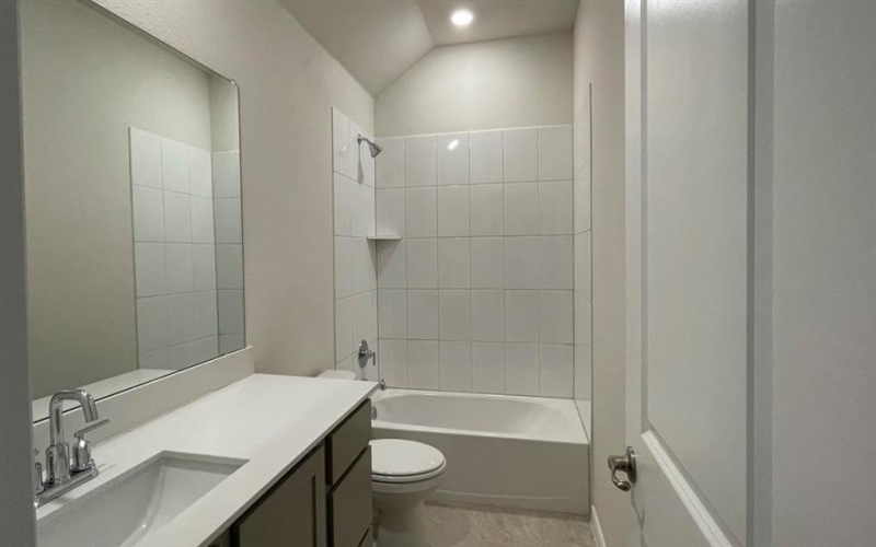 4112 Rim Trail, Forney, TX 75126, 4 Bedrooms Bedrooms, ,3 BathroomsBathrooms,Residential,For Sale,4112 Rim Trail,20836369