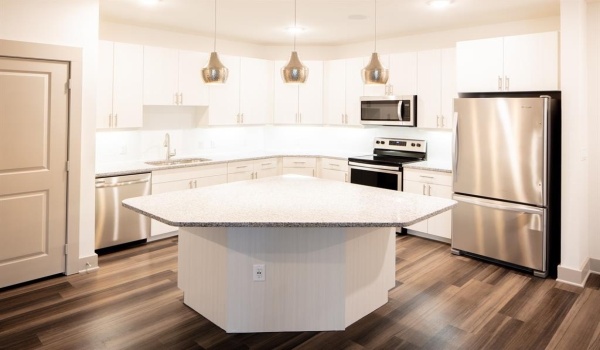 707 Seale Street #325, Dallas, TX 75208, 1 Bedroom Bedrooms, ,1 BathroomBathrooms,Residential Lease,For Rent,707 Seale Street,20836397