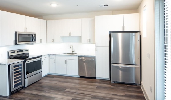 707 Seale Street #325, Dallas, TX 75208, 1 Bedroom Bedrooms, ,1 BathroomBathrooms,Residential Lease,For Rent,707 Seale Street,20836397