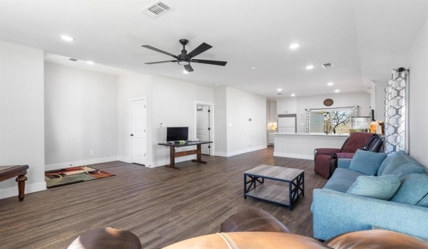 1225 W Johnson Street, Denison, TX 75020, 3 Bedrooms Bedrooms, ,2 BathroomsBathrooms,Residential,For Sale,1225 W Johnson Street,20840057