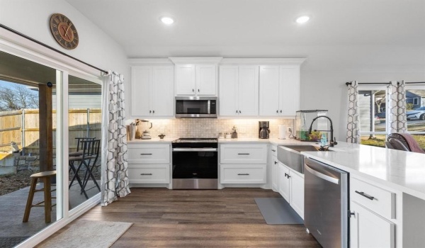 1225 W Johnson Street, Denison, TX 75020, 3 Bedrooms Bedrooms, ,2 BathroomsBathrooms,Residential,For Sale,1225 W Johnson Street,20840057