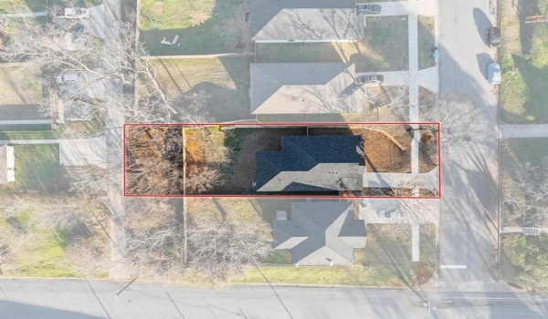 1225 W Johnson Street, Denison, TX 75020, 3 Bedrooms Bedrooms, ,2 BathroomsBathrooms,Residential,For Sale,1225 W Johnson Street,20840057