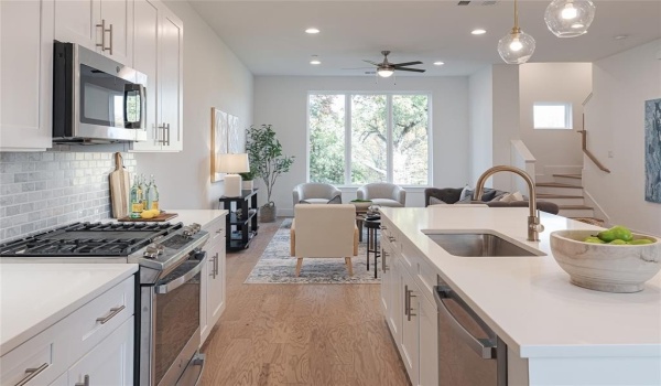 2610 Kimsey #205, Dallas, TX 75235, 2 Bedrooms Bedrooms, ,2 BathroomsBathrooms,Residential,For Sale,2610 Kimsey,20836770
