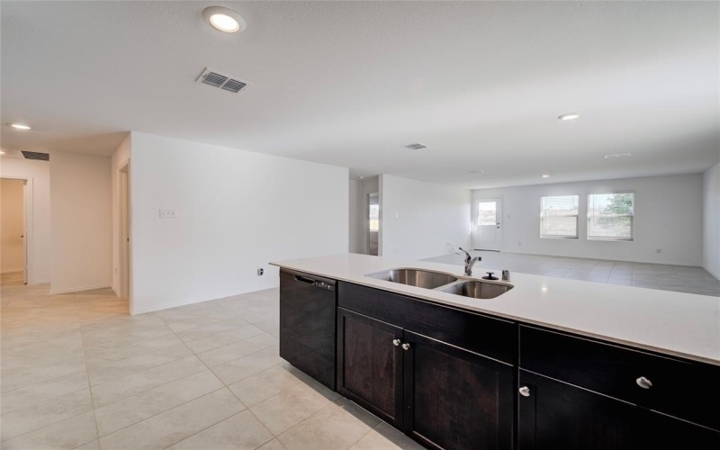 14832 Bridge Pass Trail, Fort Worth, TX 76052, 3 Habitaciones Habitaciones , ,2 BañosBaños,Residential Lease,En Alquiler,14832 Bridge Pass Trail,20840223