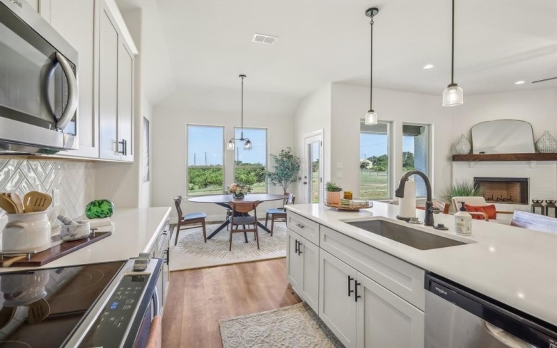 2000 Redemption Drive, Weatherford, TX 76088, 4 Habitaciones Habitaciones , ,2 BañosBaños,Residential,En Venta,2000 Redemption Drive,20836969