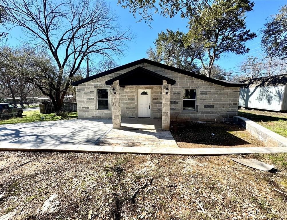 3100 Beechwood Street, Granbury, TX 76048, 3 Habitaciones Habitaciones , ,2 BañosBaños,Residential,En Venta,3100 Beechwood Street,20837153