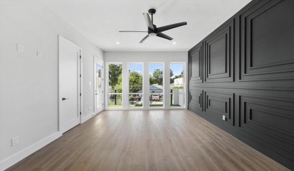 811 Bayonne Street, Dallas, TX 75212, 11 Bedrooms Bedrooms, ,8 BathroomsBathrooms,Residential Multi Family,For Sale,811 Bayonne Street,20840458