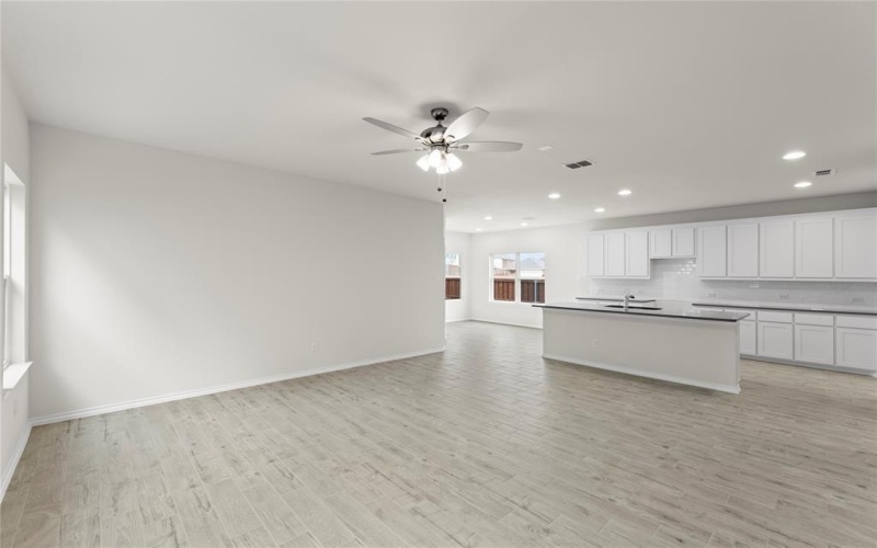 3013 Apple Creek, Crandall, TX 75114, 4 Bedrooms Bedrooms, ,2 BathroomsBathrooms,Residential,For Sale,3013 Apple Creek,20840489