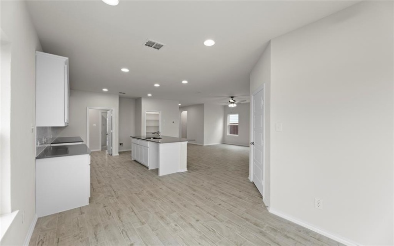 3013 Apple Creek, Crandall, TX 75114, 4 Bedrooms Bedrooms, ,2 BathroomsBathrooms,Residential,For Sale,3013 Apple Creek,20840489