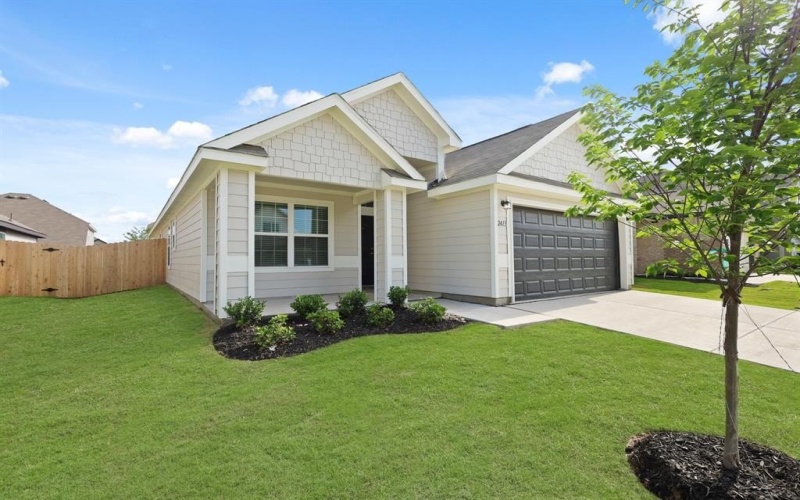 2413 Dahlia Drive, Fort Worth, TX 76123, 3 Bedrooms Bedrooms, ,2 BathroomsBathrooms,Residential,For Sale,2413 Dahlia Drive,20837315