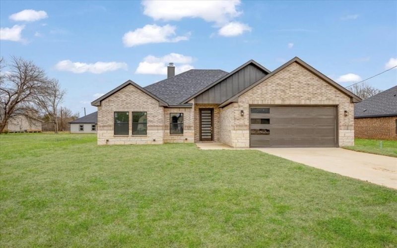 316 Kalura Way, Tool, TX 75143, 4 Bedrooms Bedrooms, ,2 BathroomsBathrooms,Residential,For Sale,316 Kalura Way,20840540