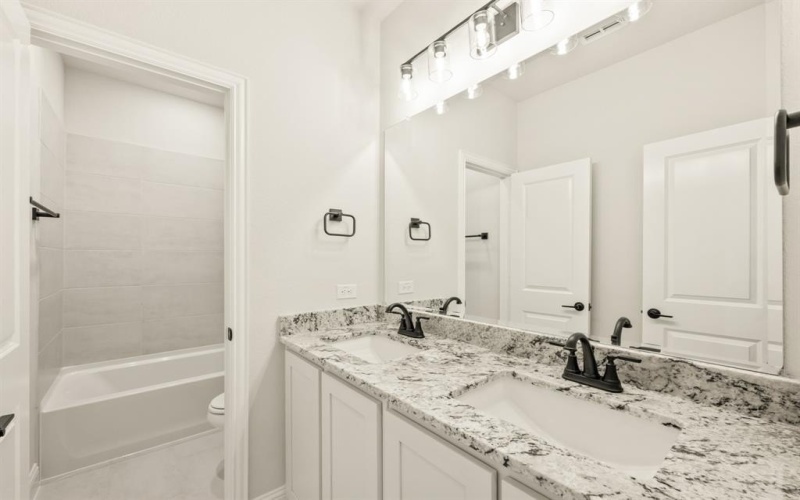 485 Red Maple Road, Waxahachie, TX 75165, 4 Habitaciones Habitaciones , ,3 BañosBaños,Residential,En Venta,485 Red Maple Road,20840768