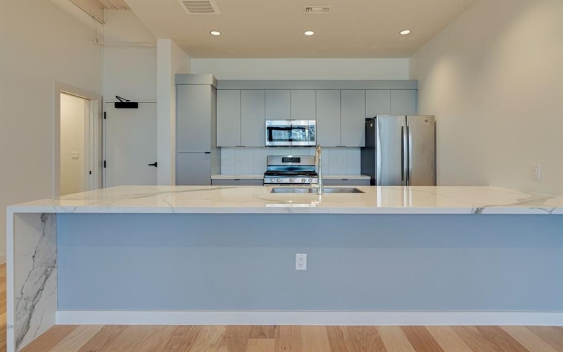 1023 LIPSCOMB Street #302, Fort Worth, TX 76104, 1 Dormitorio Habitaciones , ,1 BañoBaños,Residential Lease,En Alquiler,1023 LIPSCOMB Street,20840855