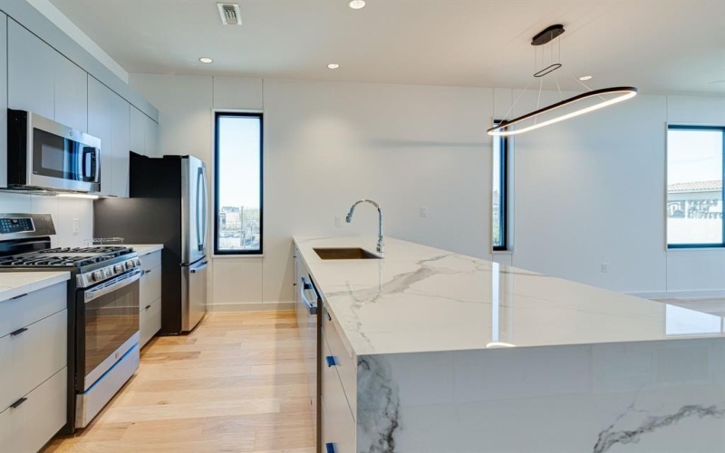 1023 LIPSCOMB Street #302, Fort Worth, TX 76104, 1 Dormitorio Habitaciones , ,1 BañoBaños,Residential Lease,En Alquiler,1023 LIPSCOMB Street,20840855