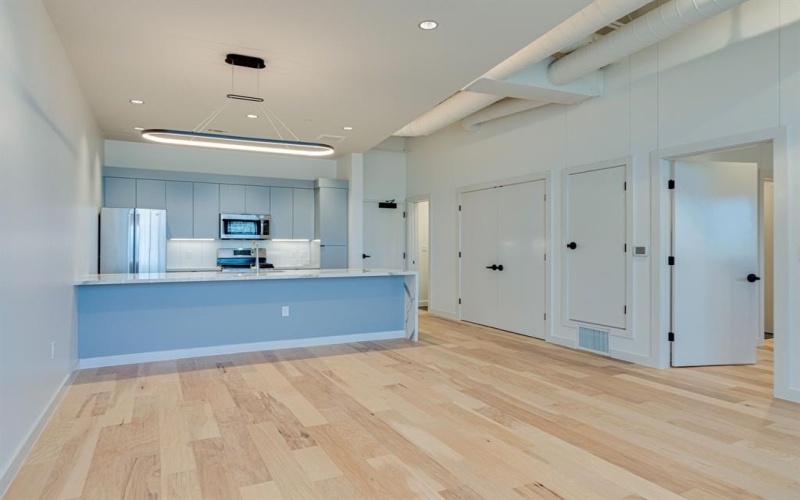 1023 LIPSCOMB Street #302, Fort Worth, TX 76104, 1 Dormitorio Habitaciones , ,1 BañoBaños,Residential Lease,En Alquiler,1023 LIPSCOMB Street,20840855