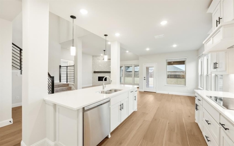 635 Sirius Drive, Waxahachie, TX 75165, 4 Habitaciones Habitaciones , ,3 BañosBaños,Residential,En Venta,635 Sirius Drive,20842080