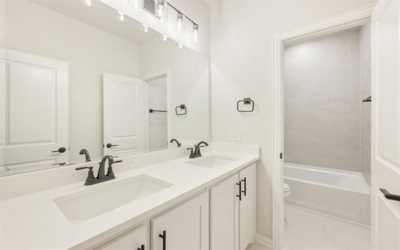 635 Sirius Drive, Waxahachie, TX 75165, 4 Habitaciones Habitaciones , ,3 BañosBaños,Residential,En Venta,635 Sirius Drive,20842080