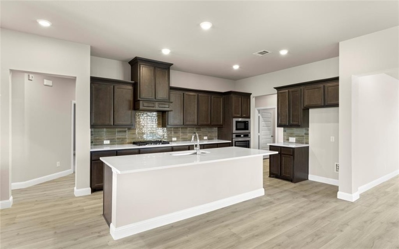 539 San Angelo, Forney, TX 75126, 4 Bedrooms Bedrooms, ,3 BathroomsBathrooms,Residential,For Sale,539 San Angelo,20842281
