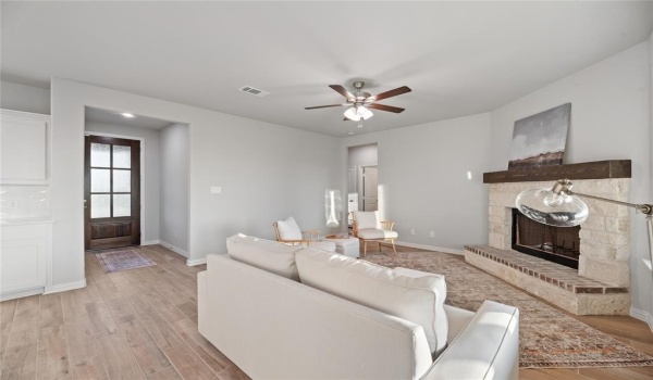3114 White Oak Road, Oak Ridge, TX 75161, 4 Habitaciones Habitaciones , ,2 BañosBaños,Residential,En Venta,3114 White Oak Road,20842315