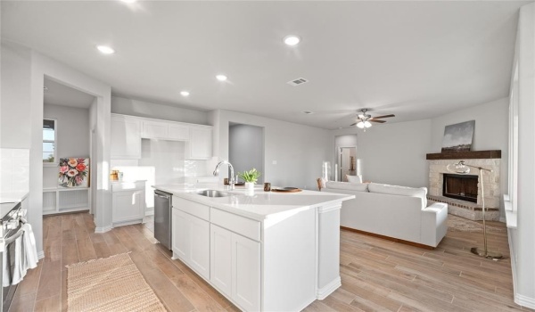 3114 White Oak Road, Oak Ridge, TX 75161, 4 Habitaciones Habitaciones , ,2 BañosBaños,Residential,En Venta,3114 White Oak Road,20842315