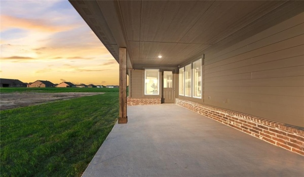 3114 White Oak Road, Oak Ridge, TX 75161, 4 Habitaciones Habitaciones , ,2 BañosBaños,Residential,En Venta,3114 White Oak Road,20842315