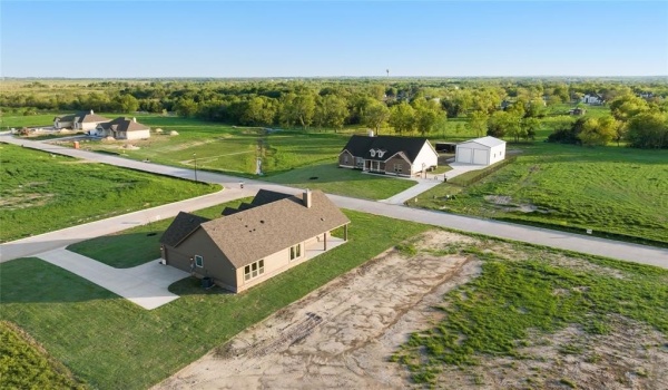 3114 White Oak Road, Oak Ridge, TX 75161, 4 Habitaciones Habitaciones , ,2 BañosBaños,Residential,En Venta,3114 White Oak Road,20842315