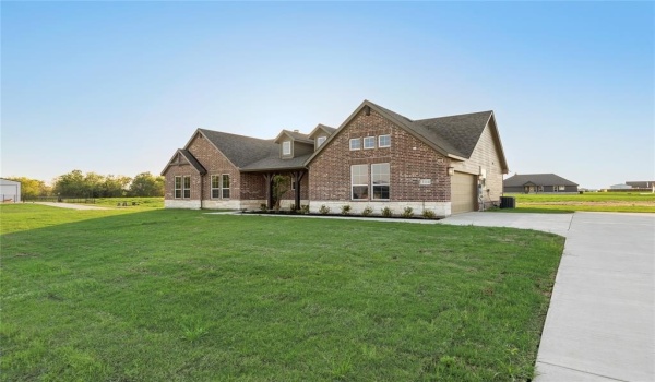 3114 White Oak Road, Oak Ridge, TX 75161, 4 Habitaciones Habitaciones , ,2 BañosBaños,Residential,En Venta,3114 White Oak Road,20842315