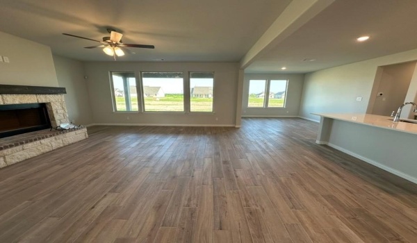 3105 White Oak Road, Oak Ridge, TX 75161, 3 Habitaciones Habitaciones , ,2 BañosBaños,Residential,En Venta,3105 White Oak Road,20842328