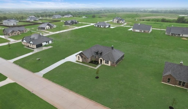 3103 White Oak Road, Oak Ridge, TX 75161, 4 Habitaciones Habitaciones , ,2 BañosBaños,Residential,En Venta,3103 White Oak Road,20842334