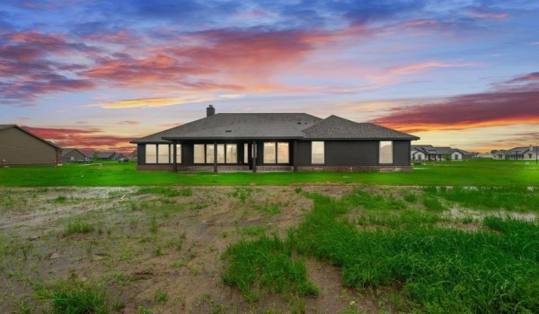 3103 White Oak Road, Oak Ridge, TX 75161, 4 Habitaciones Habitaciones , ,2 BañosBaños,Residential,En Venta,3103 White Oak Road,20842334
