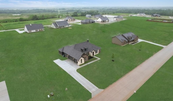 3103 White Oak Road, Oak Ridge, TX 75161, 4 Habitaciones Habitaciones , ,2 BañosBaños,Residential,En Venta,3103 White Oak Road,20842334
