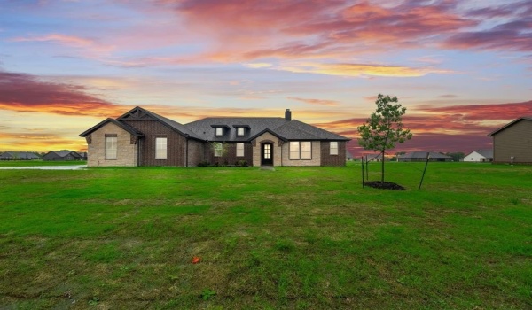 3103 White Oak Road, Oak Ridge, TX 75161, 4 Habitaciones Habitaciones , ,2 BañosBaños,Residential,En Venta,3103 White Oak Road,20842334