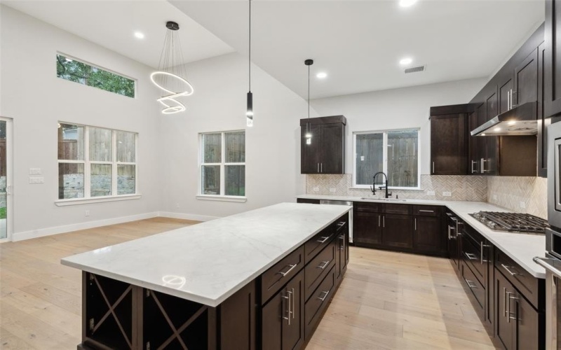 103 Brookdale Drive, Highland Village, TX 75077, 4 Bedrooms Bedrooms, ,3 BathroomsBathrooms,Residential,For Sale,103 Brookdale Drive,20842596