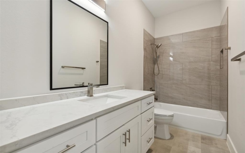 103 Brookdale Drive, Highland Village, TX 75077, 4 Bedrooms Bedrooms, ,3 BathroomsBathrooms,Residential,For Sale,103 Brookdale Drive,20842596