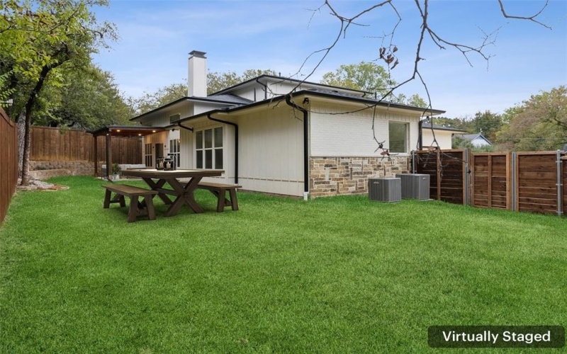 103 Brookdale Drive, Highland Village, TX 75077, 4 Bedrooms Bedrooms, ,3 BathroomsBathrooms,Residential,For Sale,103 Brookdale Drive,20842596