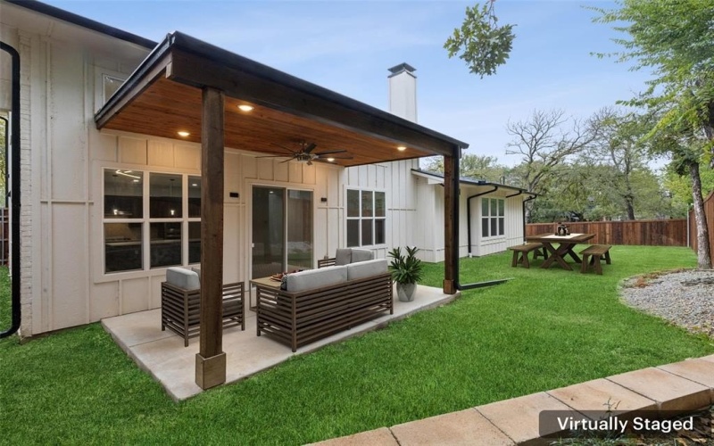 103 Brookdale Drive, Highland Village, TX 75077, 4 Bedrooms Bedrooms, ,3 BathroomsBathrooms,Residential,For Sale,103 Brookdale Drive,20842596
