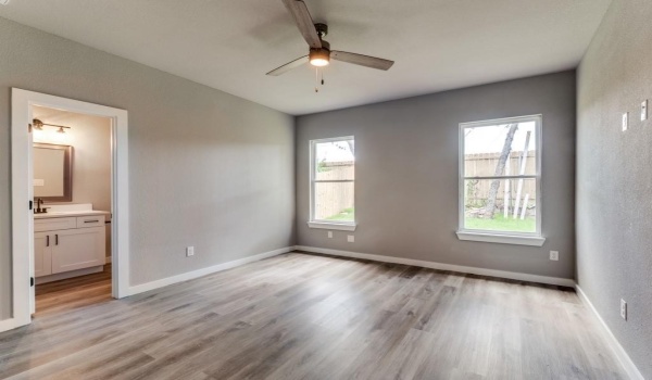5118 Locke Avenue, Fort Worth, TX 76107, 3 Bedrooms Bedrooms, ,2 BathroomsBathrooms,Residential Lease,For Rent,5118 Locke Avenue,20842848