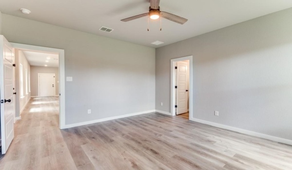5118 Locke Avenue, Fort Worth, TX 76107, 3 Bedrooms Bedrooms, ,2 BathroomsBathrooms,Residential Lease,For Rent,5118 Locke Avenue,20842848