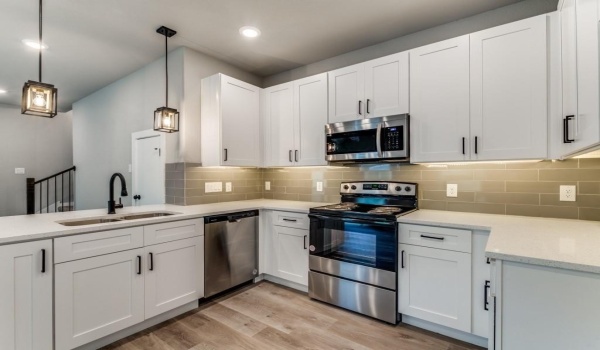 5118 Locke Avenue, Fort Worth, TX 76107, 3 Bedrooms Bedrooms, ,2 BathroomsBathrooms,Residential Lease,For Rent,5118 Locke Avenue,20842848