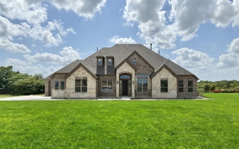 8310 Forest Glade, Greenville, TX 75402, 4 Bedrooms Bedrooms, ,3 BathroomsBathrooms,Residential,For Sale,8310 Forest Glade,20843121